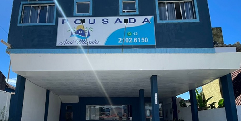 Fachada Azul Marinho